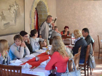 A Sirok Vártársaság tagjainak látogatása a NNG-ben-38