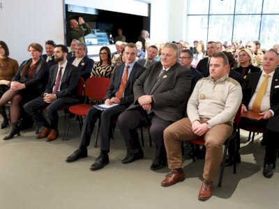 K_A_8743