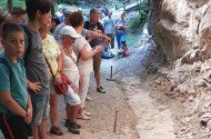 The theme tours of the Miocene Park are very popular