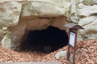 Túra a miocén ősvilág szlovák oldali fatörzsbarlangjához